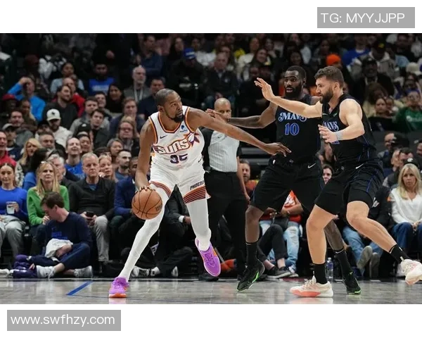 北卡与杜克2016年对决回顾：篮球激情与宿敌之战的经典瞬间